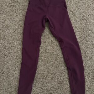 Alo Yoga leggings-plum color